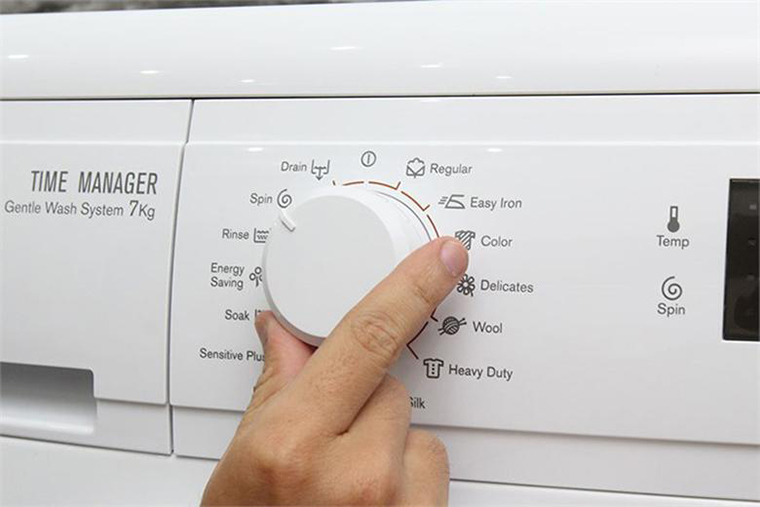 Những lưu ý khi xử lý lỗi máy giặt Sanyo 